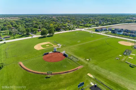 View/Area - 5 N725 Meadowlark Dr, Bartlett, IL 60103 photo 9 of 9