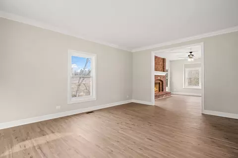 Living - 8 N875 Corron Rd, Elgin, IL 60124 photo 1 of 9