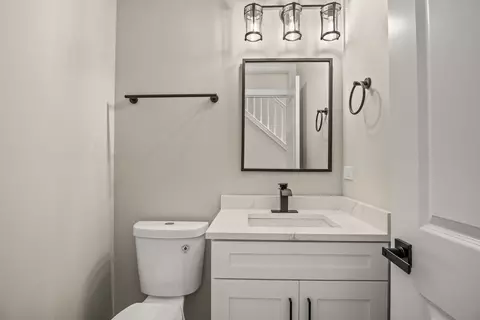 Bath - 8 N875 Corron Rd, Elgin, IL 60124 photo 1 of 7