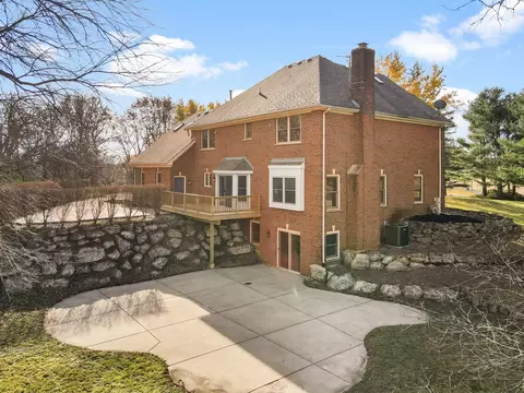 Exterior - 8 N875 Corron Rd, Elgin, IL 60124 photo 21 of 25
