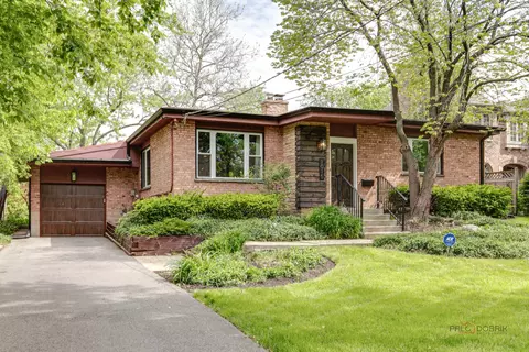 1015 Bob O Link Rd, Highland Park, IL 60035