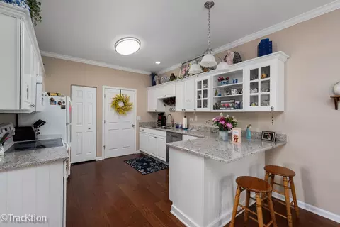 Kitchen - 21341 W Juniper Ln, Plainfield, IL 60544 photo 1 of 3