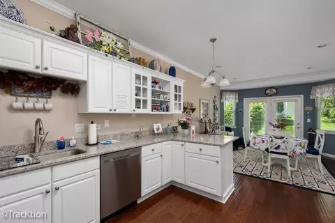 Kitchen - 21341 W Juniper Ln, Plainfield, IL 60544 photo 3 of 3