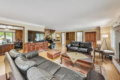2 Norris Dr, Burr Ridge, IL 60527 photo 7