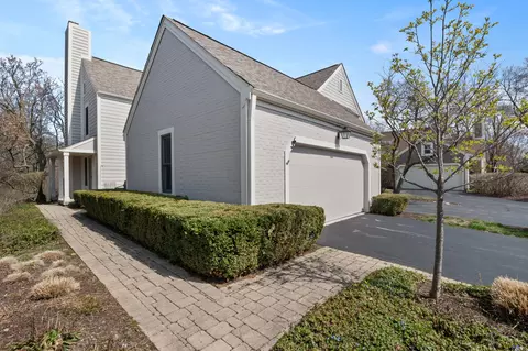 36 Whittington Crse, Saint Charles, IL 60174