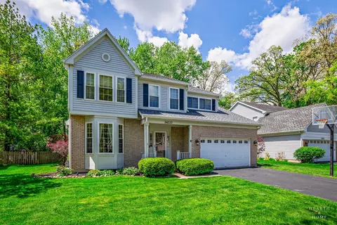 34233 N Tangueray Dr, Grayslake, IL 60030