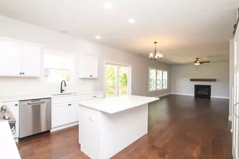 Kitchen - 202 Eldon Dr, Downs, IL 61736 photo 1 of 4