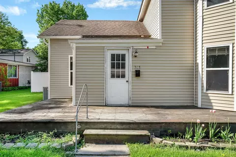 Exterior - 317 E Benton St, Morris, IL 60450 photo 2 of 9