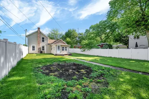 Exterior - 317 E Benton St, Morris, IL 60450 photo 8 of 9
