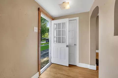 Entry Way - 317 E Benton St, Morris, IL 60450 photo 1 of 1