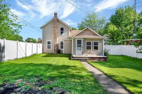 Exterior - 317 E Benton St, Morris, IL 60450 photo 6 of 9