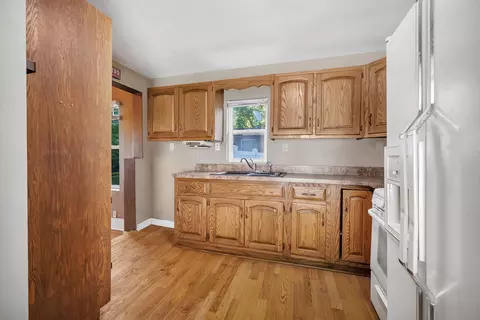 Kitchen - 317 E Benton St, Morris, IL 60450 photo 4 of 4