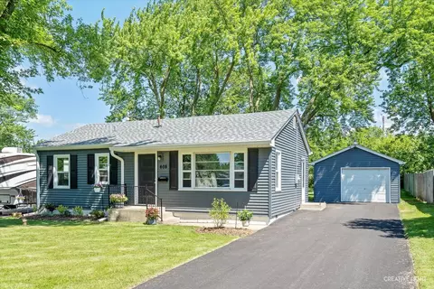 608 Alyce Ln, Aurora, IL 60505