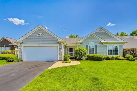 12838 Farm Hill Dr, Huntley, IL 60142