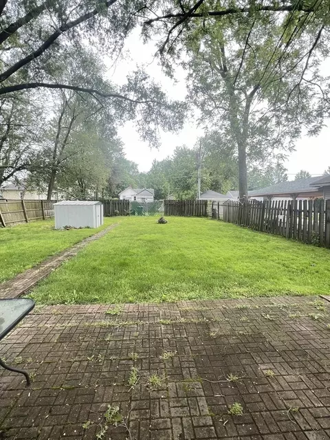 370 N 8th Ave, Kankakee, IL 60901 photo 5