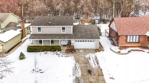 View/Area - Undisclosed, Wheaton, IL 60187 photo 1 of 4