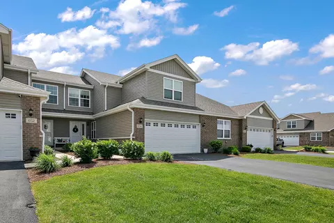 654 Enclave Ln, Manteno, IL 60950
