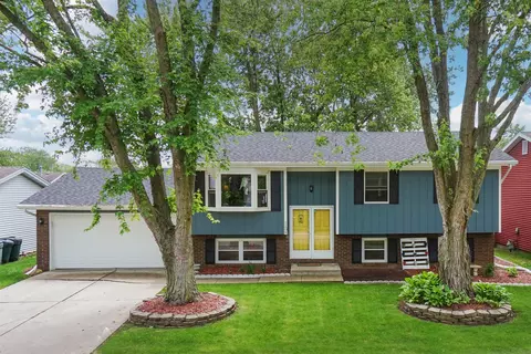 1209 George Dr, Normal, IL 61761 photo 2