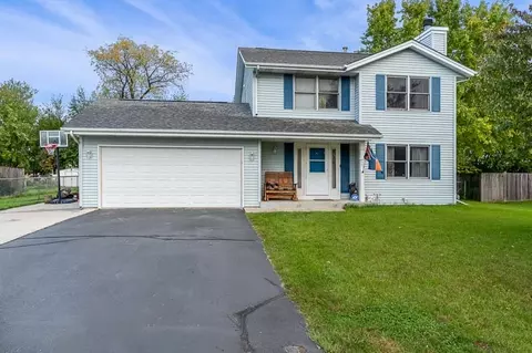 5769 Longest Dr, South Beloit, IL 61080