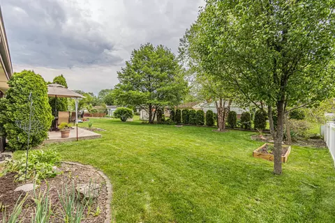 Exterior - 741 Mark Ave, Des Plaines, IL 60016 photo 3 of 7