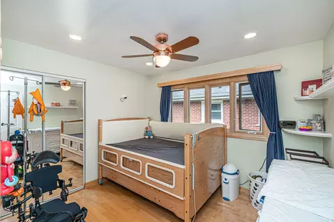 Bedroom - 741 Mark Ave, Des Plaines, IL 60016 photo 2 of 5