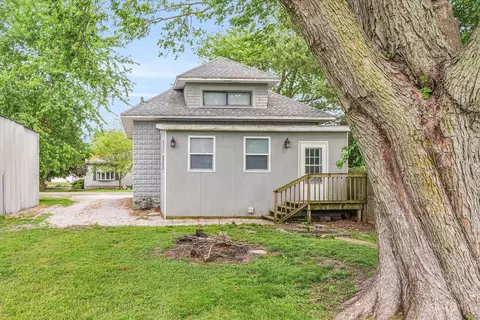 Exterior - 107 N John St, Fithian, IL 61844 photo 4 of 5