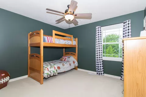 Bedroom - 307 Beacon Cir, Bloomington, IL 61704 photo 4 of 9
