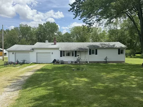 603 E Monroe St, Sullivan, IL 61951