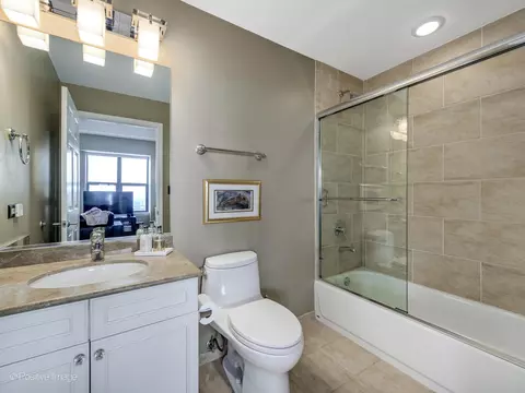 41 E 8th St #3305, Chicago, IL 60605 photo 16