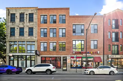 1064 N Milwaukee Ave #2E, Chicago, IL 60622