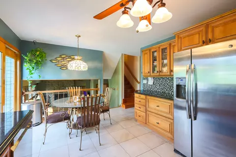 1004 Concord Dr, Bartlett, IL 60103 photo 13
