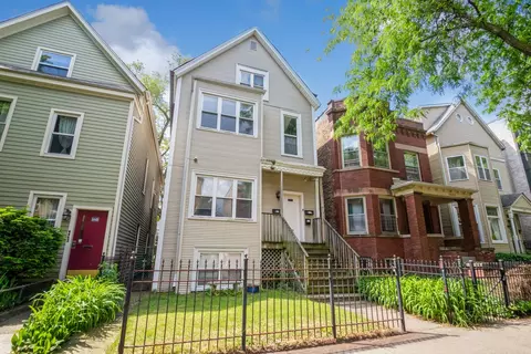 1445 W Roscoe St, Chicago, IL 60657
