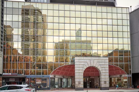 10 E Ontario St #3812, Chicago, IL 60611