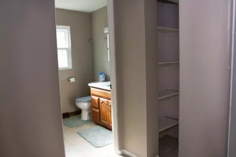 Entry Way - 804 Bryan St, Normal, IL 61761 photo 5 of 6