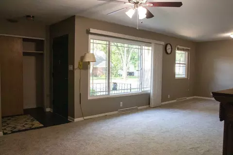 Living - 804 Bryan St, Normal, IL 61761 photo 9 of 12