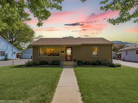 11019 Oxford Ave, Chicago Ridge, IL 60415