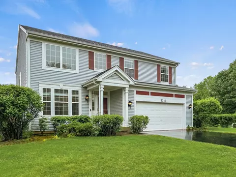 1317 Collins Dr, Cary, IL 60013