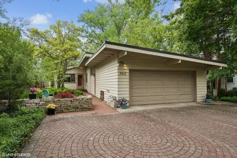 966 Princeton Ave, Highland Park, IL 60035