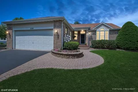 1134 Chickory Ridge Trl, Cary, IL 60013