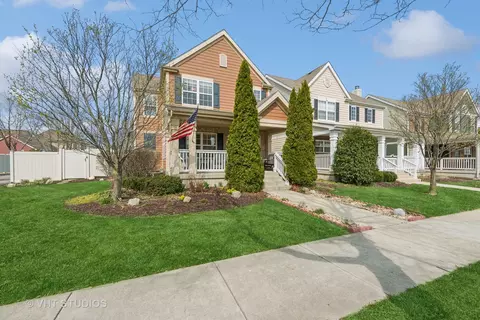 Other - 266 Longview Dr, Elgin, IL 60124 photo 3 of 4