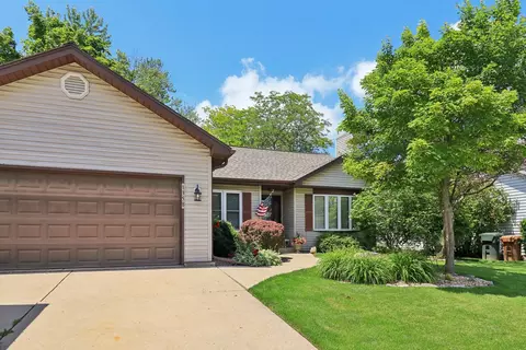 1358 President St, Glendale Heights, IL 60139