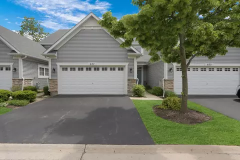 677 Shoreline Dr, Grayslake, IL 60030