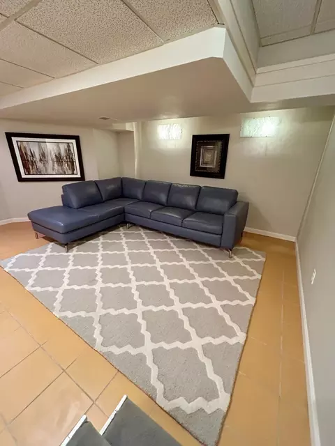 1118 W Daniel St, Champaign, IL 61821 photo 23