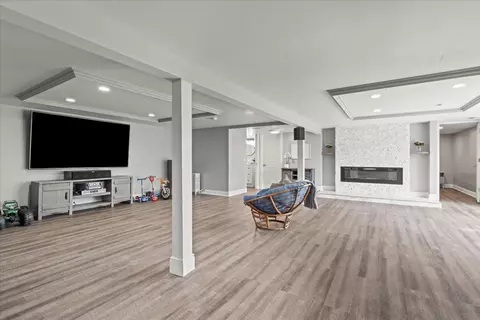 Living - 23645 W Devon Dr, Channahon, IL 60410 photo 3 of 5