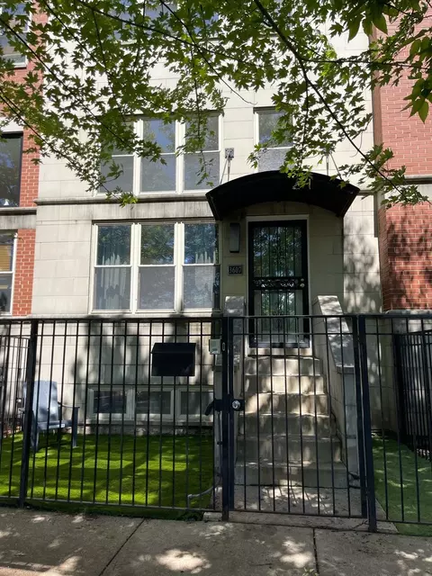 3607 S Ellis Ave #0, Chicago, IL 60653