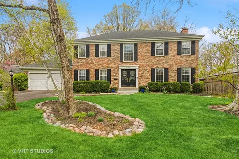 4700 Dawngate Ln, Rolling Meadows, IL 60008
