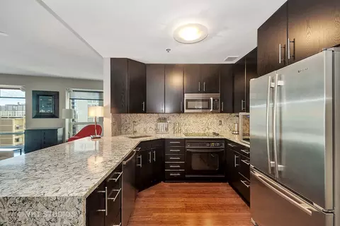 Kitchen - 57 E Delaware Pl #2101, Chicago, IL 60611 photo 1 of 2