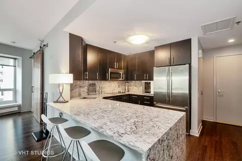 Kitchen - 57 E Delaware Pl #2101, Chicago, IL 60611 photo 2 of 2