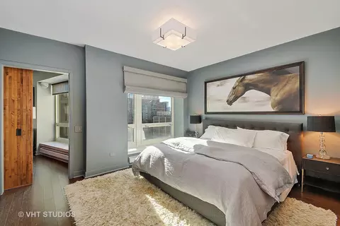 Bedroom - 57 E Delaware Pl #2101, Chicago, IL 60611 photo 1 of 2