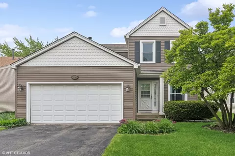 2529 Danbury Dr, Woodridge, IL 60517